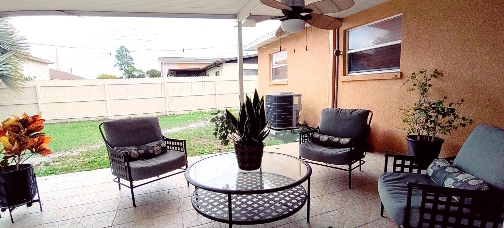 Loft Close To Downtown, Raymond James Stadium, Airport And Many More Places Tampa Exterior foto
